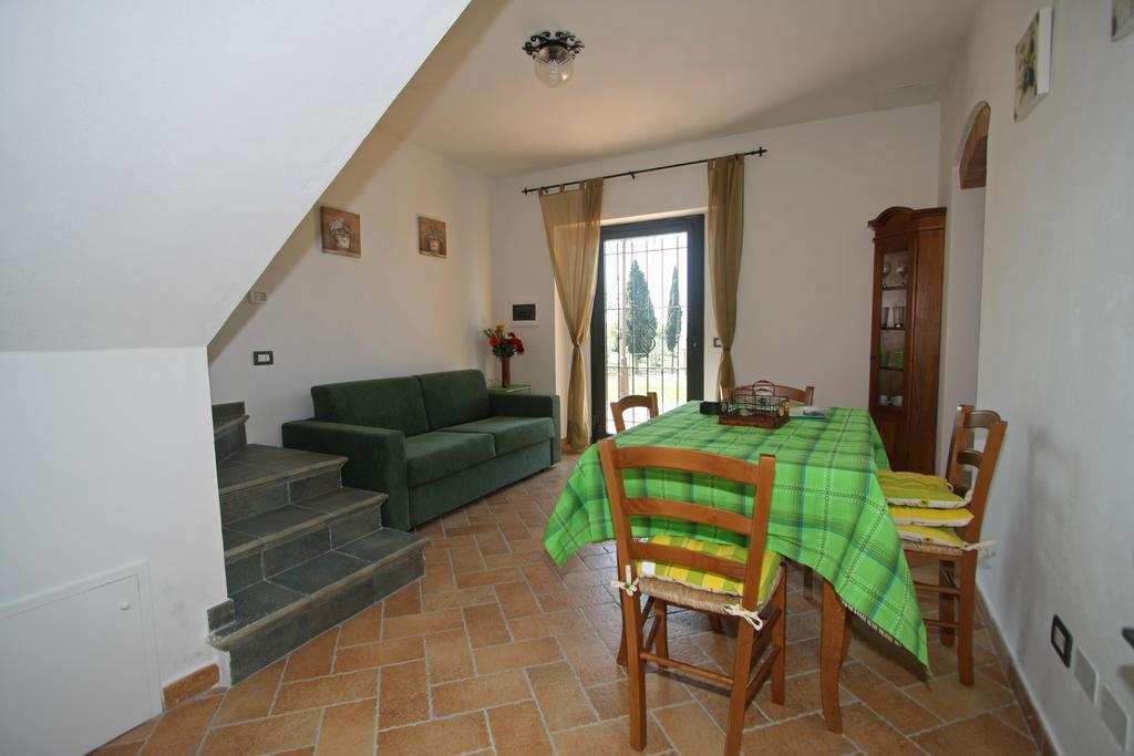Il Casale Apartman Limite Szoba fotó